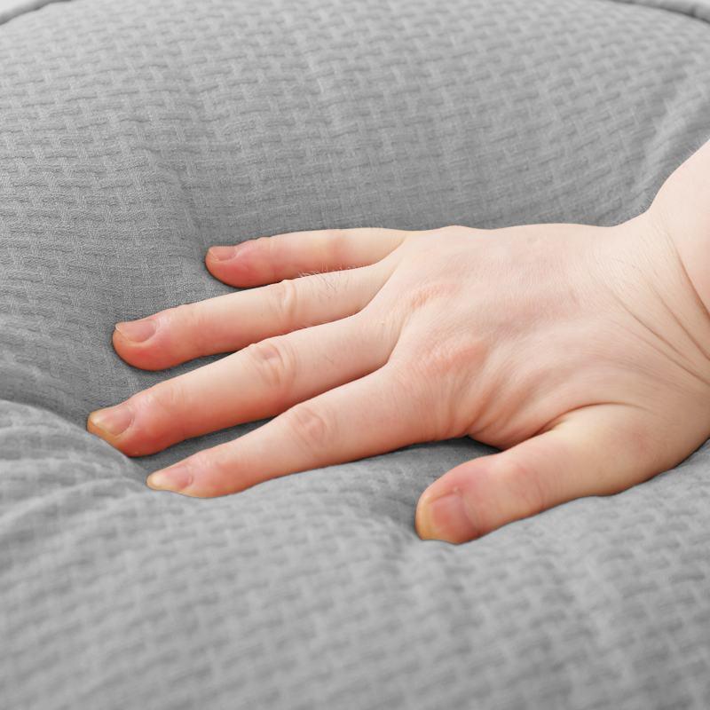 Living Room Round Pouf Ottoman has soft touch | Rulaer